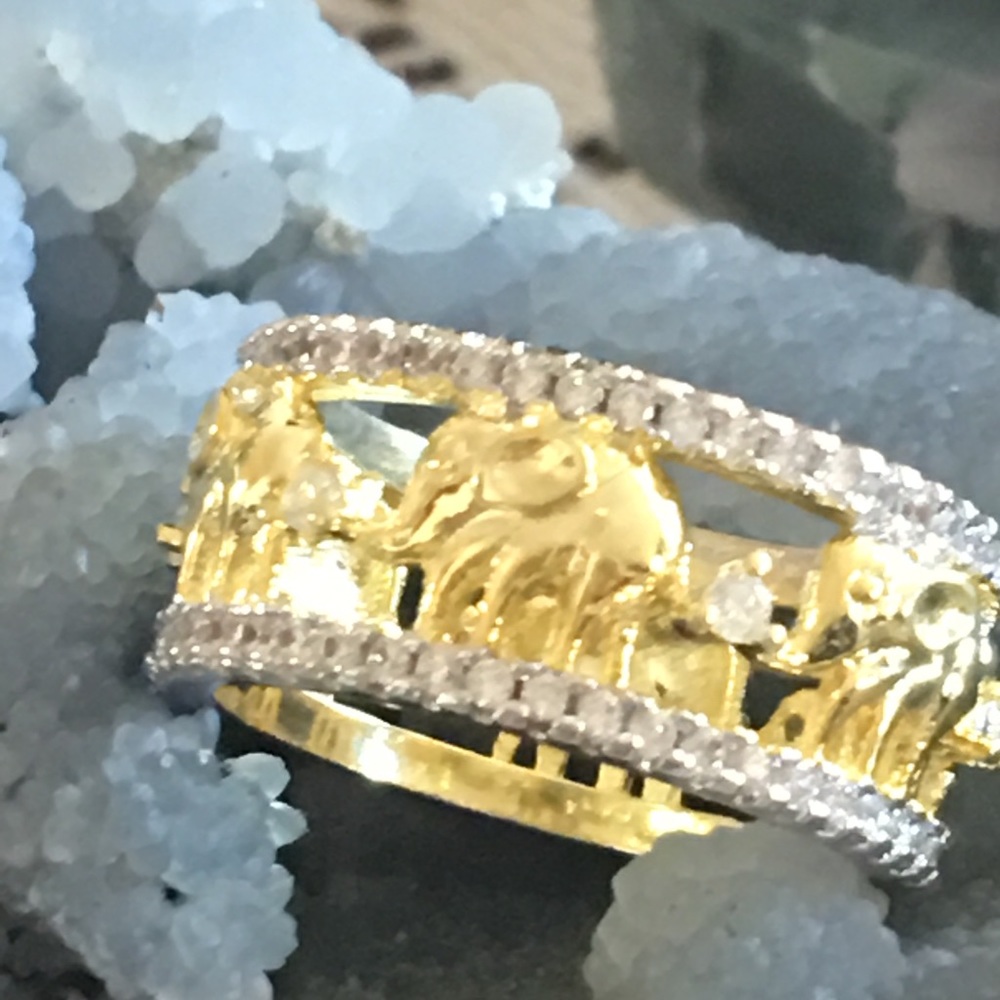 LUCKY ELEPHANT RING - Picture 2 of 6
